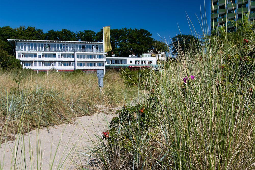 Romantik Seehotel Eichenhain ペルツァーハケン エクステリア 写真