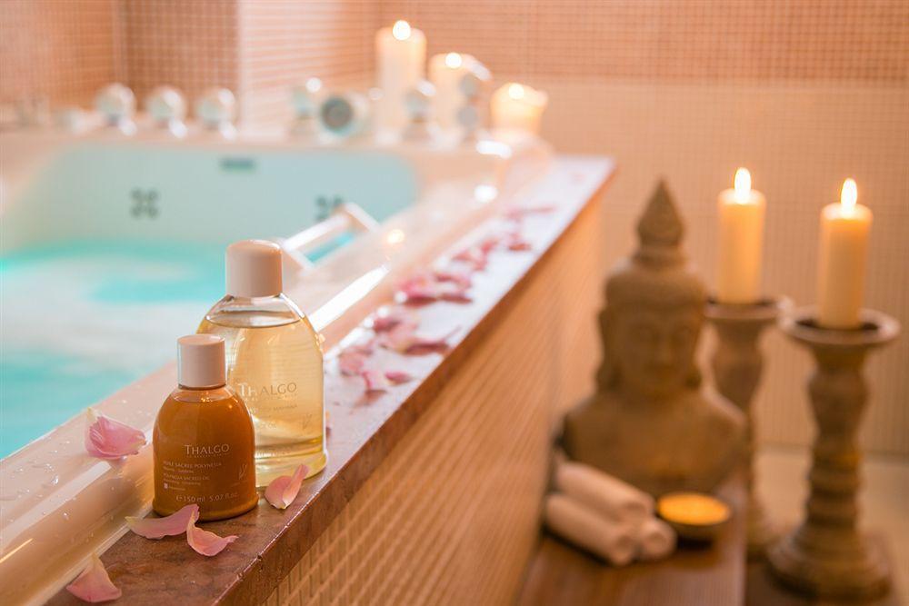 Romantik Seehotel Eichenhain ペルツァーハケン エクステリア 写真
